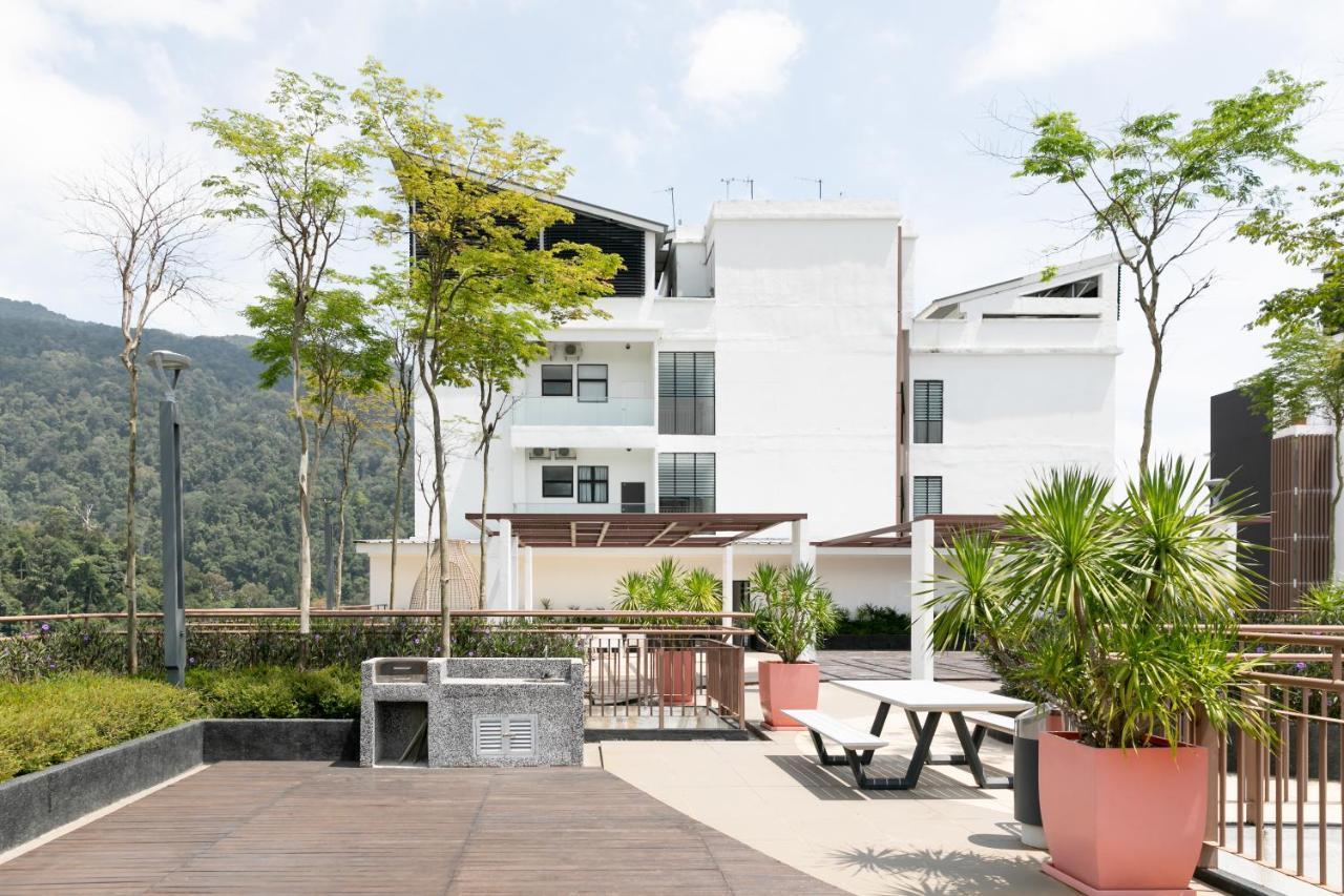 Vest Home@Midhill Genting Highlands Bentong Exterior photo